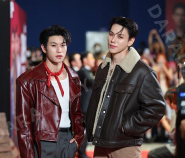 ภาพบรรยากาศรอบปฐมทัศน์ ละครเวที "2499 เดอะมิวสิคัล" นำแสดงโดย นาย ณภัทร, ไอซ์ พาริส