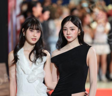 ภาพบรรยากาศรอบปฐมทัศน์ ละครเวที "2499 เดอะมิวสิคัล" นำแสดงโดย นาย ณภัทร, ไอซ์ พาริส