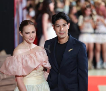 ภาพบรรยากาศรอบปฐมทัศน์ ละครเวที "2499 เดอะมิวสิคัล" นำแสดงโดย นาย ณภัทร, ไอซ์ พาริส