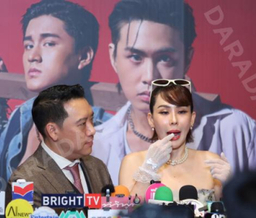 ภาพบรรยากาศรอบปฐมทัศน์ ละครเวที "2499 เดอะมิวสิคัล" นำแสดงโดย นาย ณภัทร, ไอซ์ พาริส