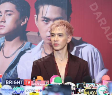 ภาพบรรยากาศรอบปฐมทัศน์ ละครเวที "2499 เดอะมิวสิคัล" นำแสดงโดย นาย ณภัทร, ไอซ์ พาริส