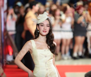 ภาพบรรยากาศรอบปฐมทัศน์ ละครเวที "2499 เดอะมิวสิคัล" นำแสดงโดย นาย ณภัทร, ไอซ์ พาริส