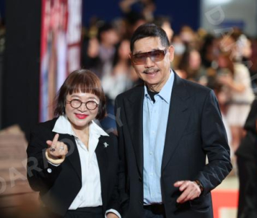 ภาพบรรยากาศรอบปฐมทัศน์ ละครเวที "2499 เดอะมิวสิคัล" นำแสดงโดย นาย ณภัทร, ไอซ์ พาริส