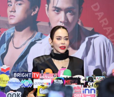 ภาพบรรยากาศรอบปฐมทัศน์ ละครเวที "2499 เดอะมิวสิคัล" นำแสดงโดย นาย ณภัทร, ไอซ์ พาริส