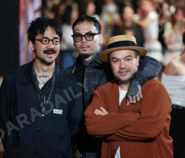ภาพบรรยากาศรอบปฐมทัศน์ ละครเวที "2499 เดอะมิวสิคัล" นำแสดงโดย นาย ณภัทร, ไอซ์ พาริส