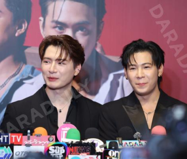 ภาพบรรยากาศรอบปฐมทัศน์ ละครเวที "2499 เดอะมิวสิคัล" นำแสดงโดย นาย ณภัทร, ไอซ์ พาริส