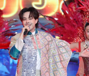 งานแถลงข่าว The Grand Fest Concert 4 ภาค พบ "ณวัฒน์, ลำใย ไหทองคำ, ชาล็อต ออสติน"