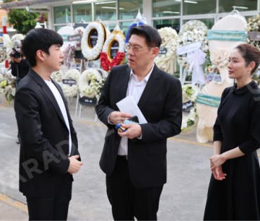 พิธีสวดอภิธรรม คุณแม่ เพ็กแฮ สันตินธรกุล