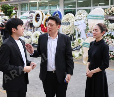 พิธีสวดอภิธรรม คุณแม่ เพ็กแฮ สันตินธรกุล