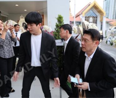 พิธีสวดอภิธรรม คุณแม่ เพ็กแฮ สันตินธรกุล
