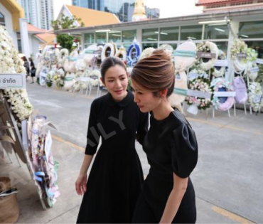 พิธีสวดอภิธรรม คุณแม่ เพ็กแฮ สันตินธรกุล