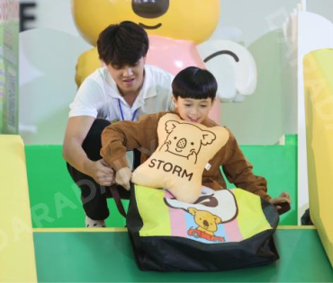 Lotte เปิดตัวลายบิสกิตใหม่ "365 New Words" พบ ซุปตาร์ตัวน้อย "น้องแอบิเกล"