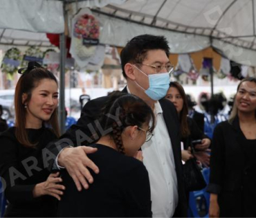 พิธีสวดอภิธรรม "คุณแม่งามทิพย์ ฉัตรบริรักษ์" คืนที่สาม