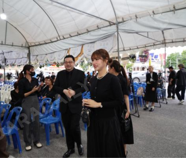 พิธีสวดอภิธรรม "คุณแม่งามทิพย์ ฉัตรบริรักษ์" คืนที่สาม