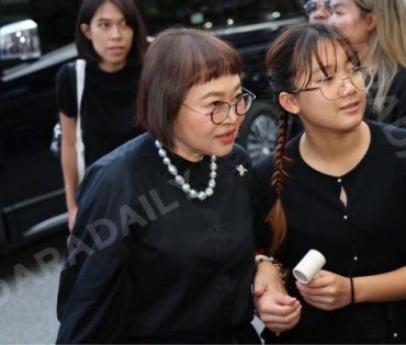 พิธีสวดอภิธรรม "คุณแม่งามทิพย์ ฉัตรบริรักษ์" คืนที่สาม