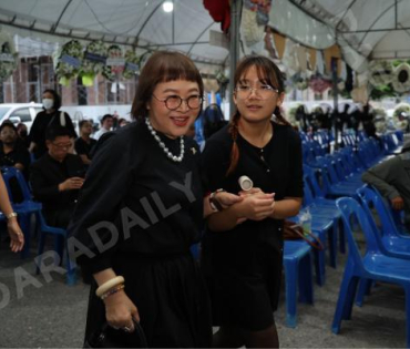 พิธีสวดอภิธรรม "คุณแม่งามทิพย์ ฉัตรบริรักษ์" คืนที่สาม