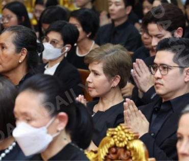 พิธีสวดอภิธรรม "คุณแม่งามทิพย์ ฉัตรบริรักษ์" คืนที่สาม