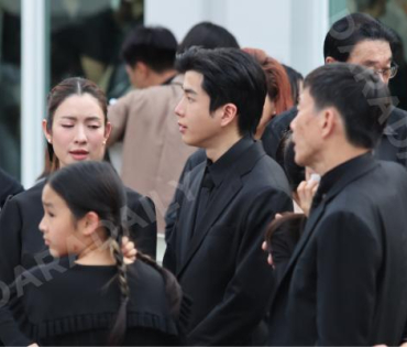 พิธีฌาปนกิจ คุณแม่เพ็กแฮม สันตินธรกุล (คุณแม่นนกุล)