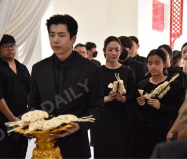 พิธีฌาปนกิจ คุณแม่เพ็กแฮม สันตินธรกุล (คุณแม่นนกุล)