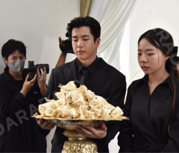 พิธีฌาปนกิจ คุณแม่เพ็กแฮม สันตินธรกุล (คุณแม่นนกุล)