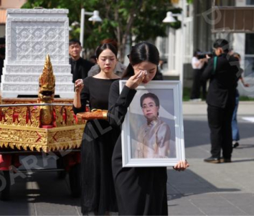 พิธีฌาปนกิจ คุณแม่เพ็กแฮม สันตินธรกุล (คุณแม่นนกุล)