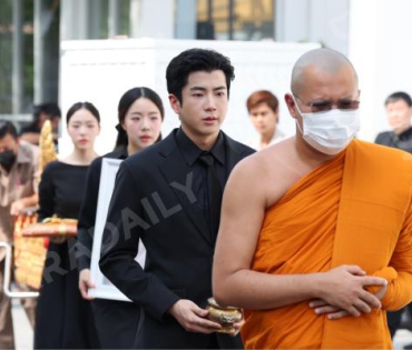 พิธีฌาปนกิจ คุณแม่เพ็กแฮม สันตินธรกุล (คุณแม่นนกุล)