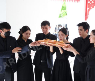 พิธีฌาปนกิจ คุณแม่เพ็กแฮม สันตินธรกุล (คุณแม่นนกุล)