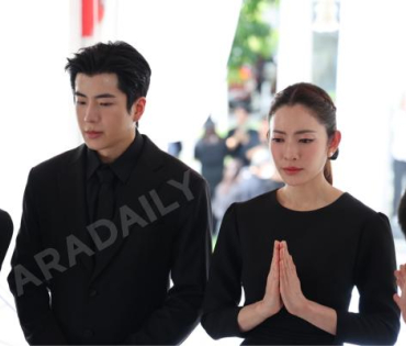 พิธีฌาปนกิจ คุณแม่เพ็กแฮม สันตินธรกุล (คุณแม่นนกุล)