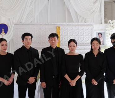 พิธีฌาปนกิจ คุณแม่เพ็กแฮม สันตินธรกุล (คุณแม่นนกุล)