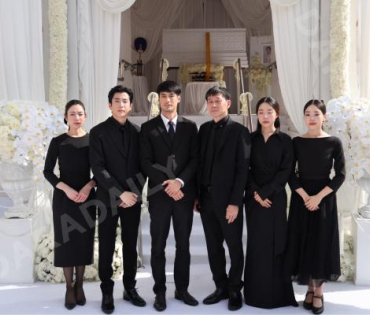 พิธีฌาปนกิจ คุณแม่เพ็กแฮม สันตินธรกุล (คุณแม่นนกุล)