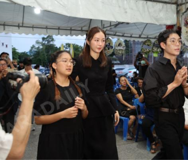 พิธีสวดอภิธรรม "คุณแม่งามทิพย์ ฉัตรบริรักษ์" คืนที่ห้า