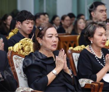พิธีสวดอภิธรรม "คุณแม่งามทิพย์ ฉัตรบริรักษ์" คืนที่ห้า