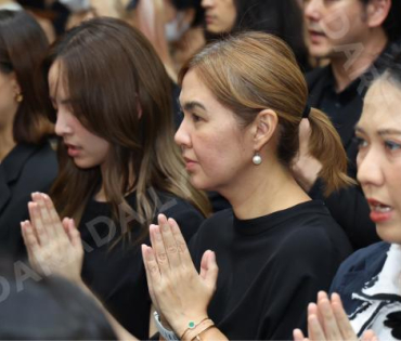 พิธีสวดอภิธรรม "คุณแม่งามทิพย์ ฉัตรบริรักษ์" คืนที่ห้า