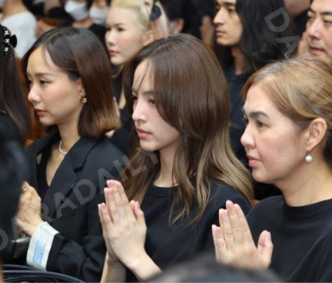 พิธีสวดอภิธรรม "คุณแม่งามทิพย์ ฉัตรบริรักษ์" คืนที่ห้า