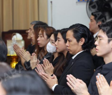 พิธีสวดอภิธรรม "คุณแม่งามทิพย์ ฉัตรบริรักษ์" คืนที่ห้า