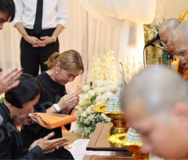 พิธีสวดอภิธรรม "คุณแม่งามทิพย์ ฉัตรบริรักษ์" คืนที่ห้า