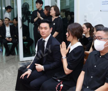 พิธีสวดอภิธรรม "คุณแม่งามทิพย์ ฉัตรบริรักษ์" คืนที่ห้า