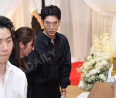 พิธีสวดอภิธรรม "คุณแม่งามทิพย์ ฉัตรบริรักษ์" คืนที่ห้า