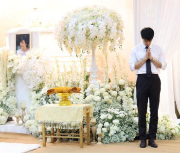 พิธีสวดอภิธรรม "คุณแม่งามทิพย์ ฉัตรบริรักษ์" คืนที่ห้า