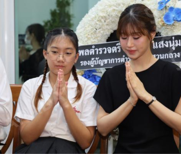 พิธีสวดอภิธรรม "คุณแม่งามทิพย์ ฉัตรบริรักษ์" คืนที่หก