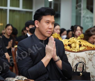พิธีสวดอภิธรรม "คุณแม่งามทิพย์ ฉัตรบริรักษ์" คืนที่หก