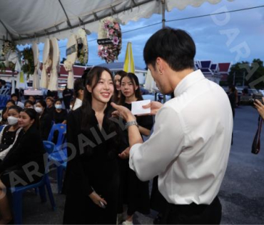 พิธีสวดอภิธรรม "คุณแม่งามทิพย์ ฉัตรบริรักษ์" คืนที่หก