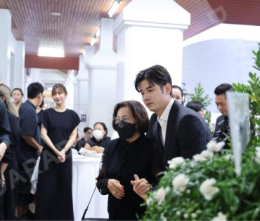 พิธีสวดอภิธรรม "คุณแม่งามทิพย์ ฉัตรบริรักษ์" คืนที่หก
