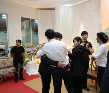 พิธีสวดอภิธรรม "คุณแม่งามทิพย์ ฉัตรบริรักษ์" คืนที่เจ็ด