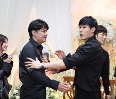 พิธีสวดอภิธรรม "คุณแม่งามทิพย์ ฉัตรบริรักษ์" คืนที่เจ็ด
