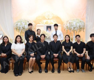 พิธีสวดอภิธรรม "คุณแม่งามทิพย์ ฉัตรบริรักษ์" คืนที่เจ็ด
