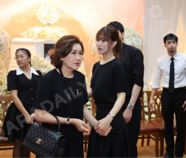 พิธีสวดอภิธรรม "คุณแม่งามทิพย์ ฉัตรบริรักษ์" คืนที่เจ็ด