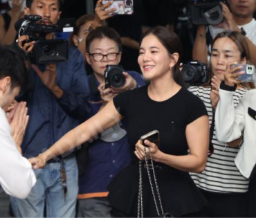 พิธีสวดอภิธรรม "คุณแม่งามทิพย์ ฉัตรบริรักษ์" คืนที่เจ็ด
