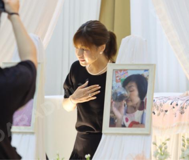 พิธีสวดอภิธรรม "คุณแม่งามทิพย์ ฉัตรบริรักษ์" คืนที่เจ็ด