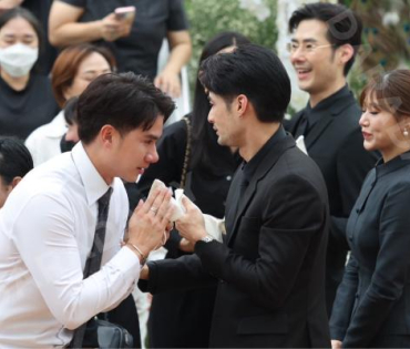  พิธีฌาปนกิจ "คุณแม่งามทิพย์ ฉัตรบริรักษ์"